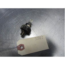 32D112 Engine Oil Pressure Sensor For 06-07 Subaru Outback  2.5 25240AA060